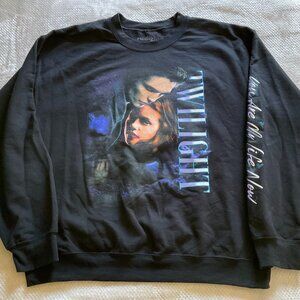 TWILIGHT Edward & Bella Pullover Sweatshirt Size L Vampire & Werewolf Teen Story